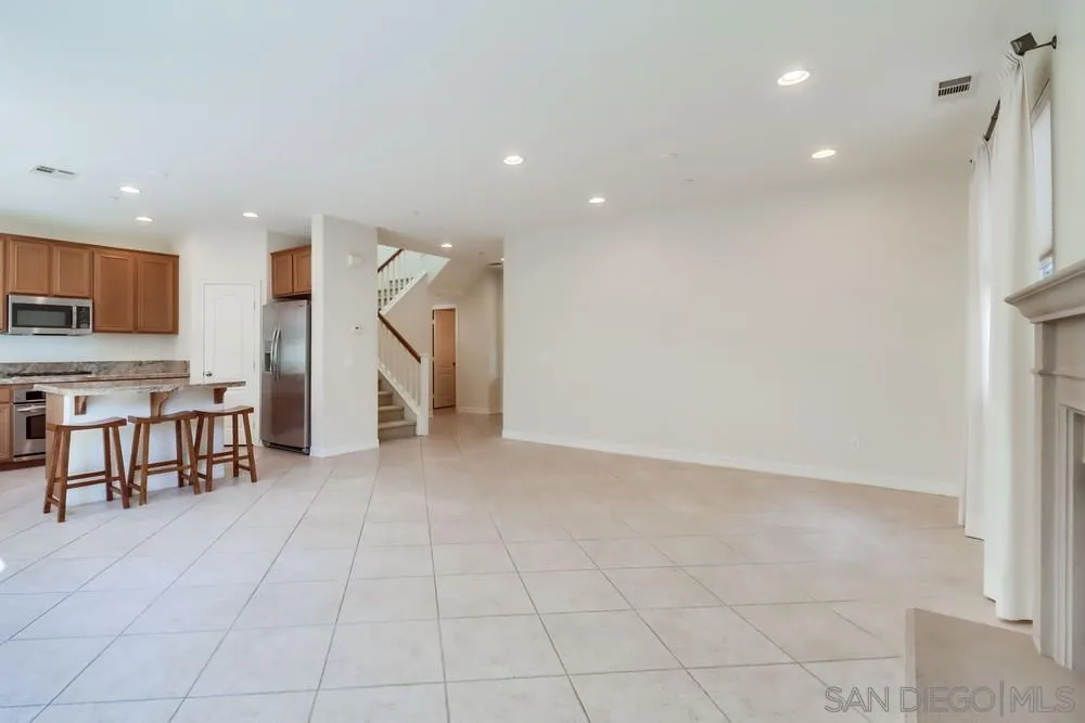 17020 New Rochelle Way, San Diego