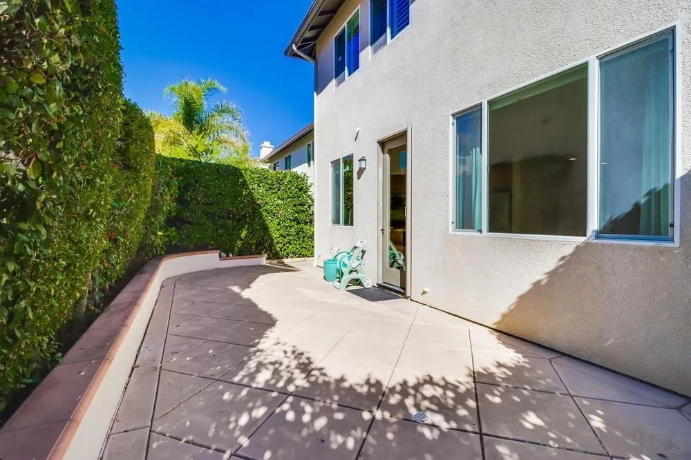 17020 New Rochelle Way, San Diego