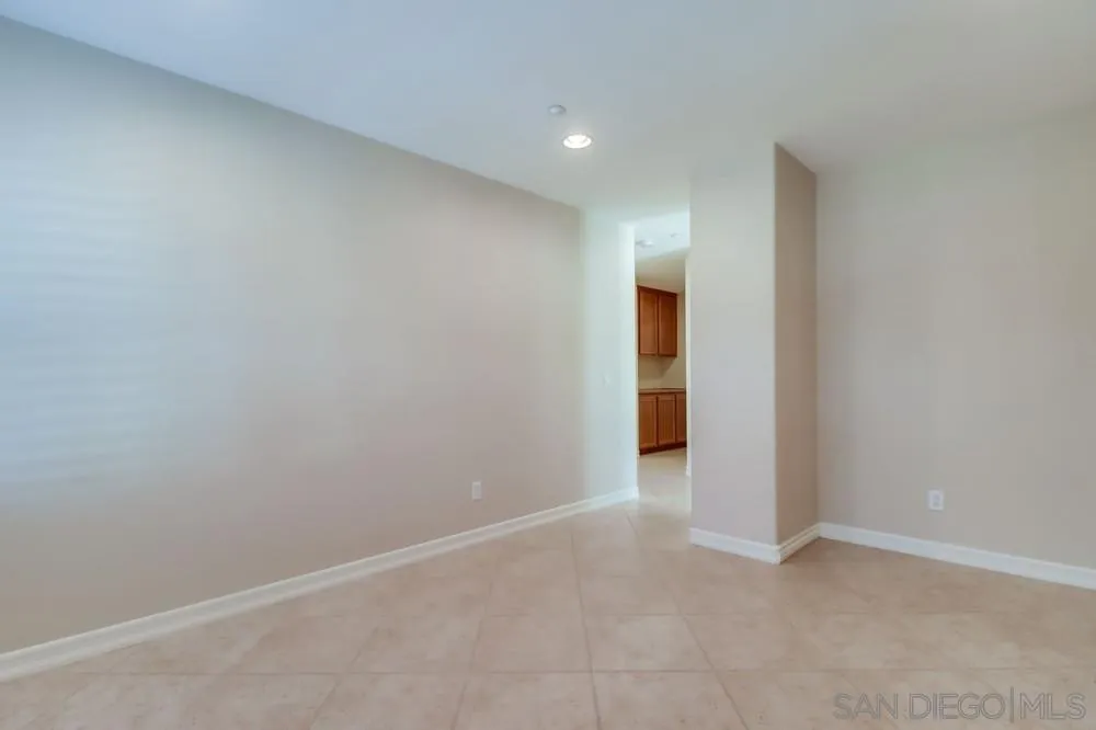 17020 New Rochelle Way, San Diego
