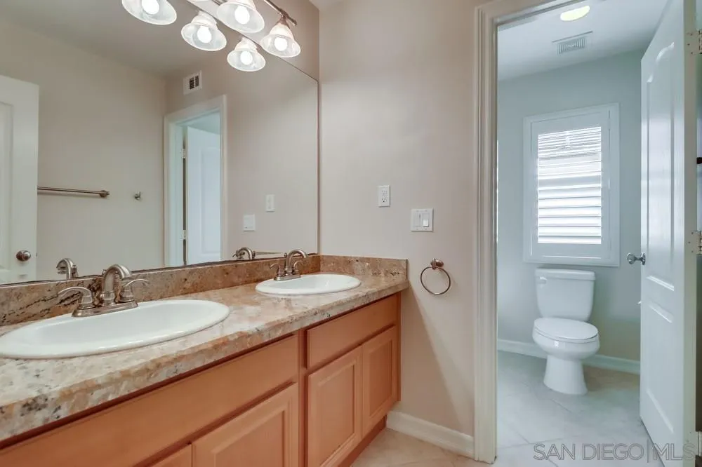 17020 New Rochelle Way, San Diego