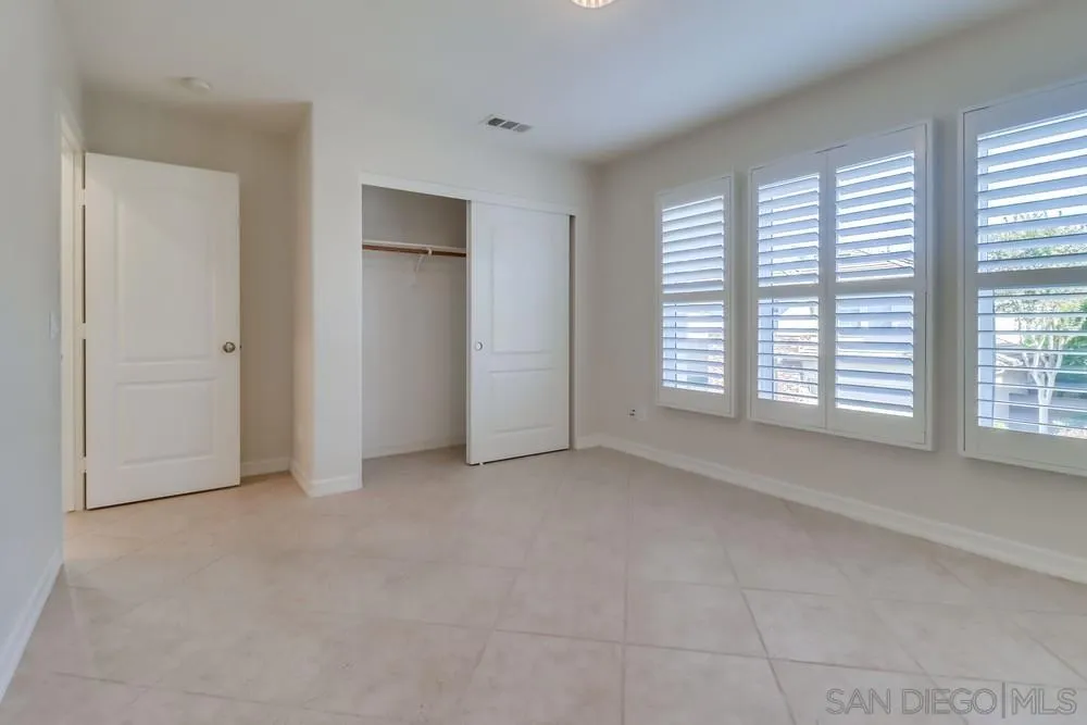 17020 New Rochelle Way, San Diego