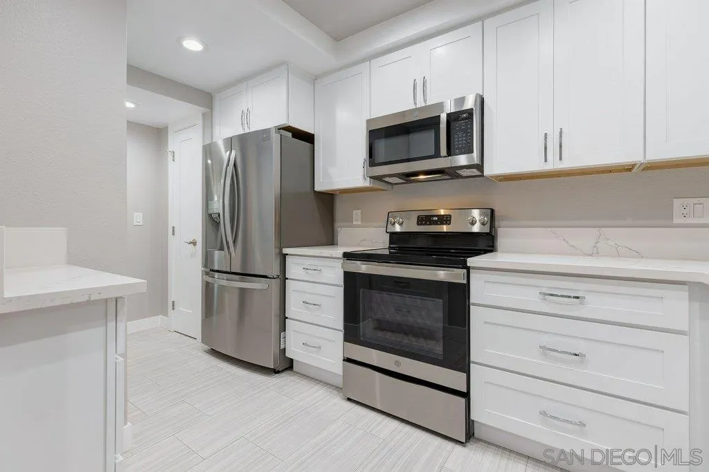 3098 Rue D'orleans Unit 226