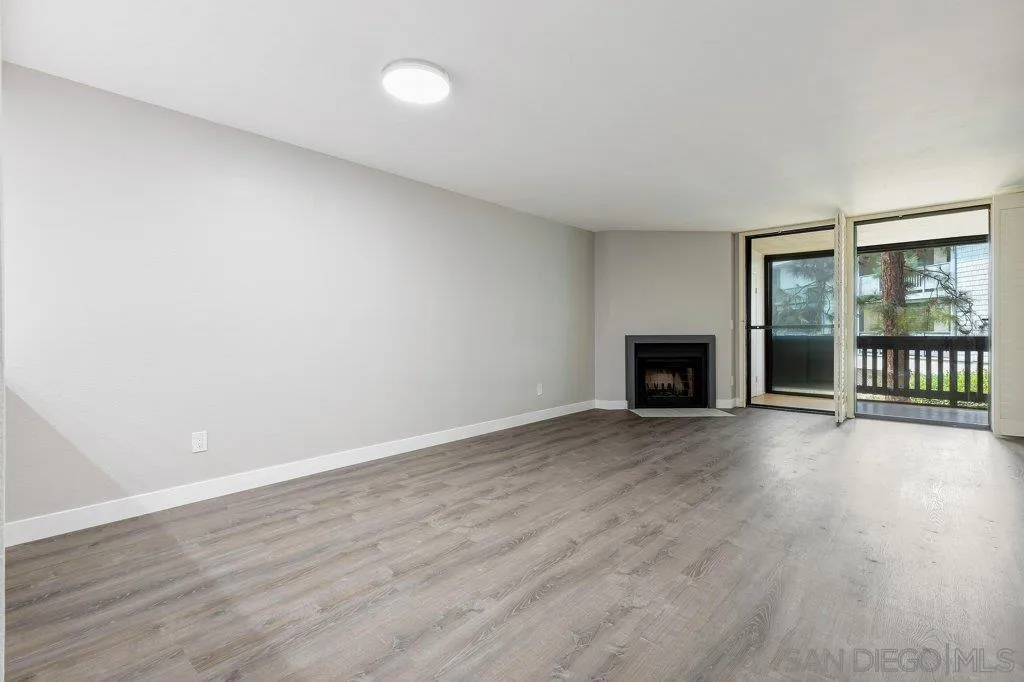 3098 Rue D'orleans Unit 226