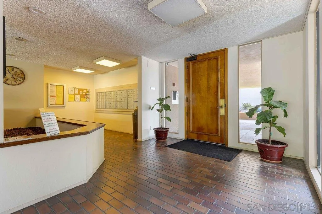 3098 Rue D'orleans Unit 226