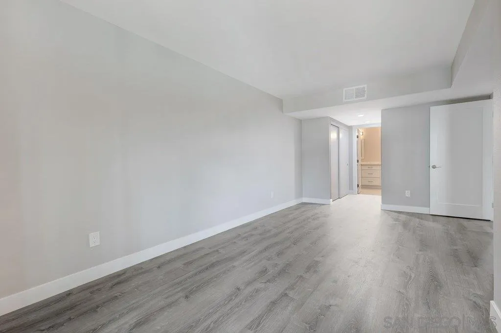 3098 Rue D'orleans Unit 226