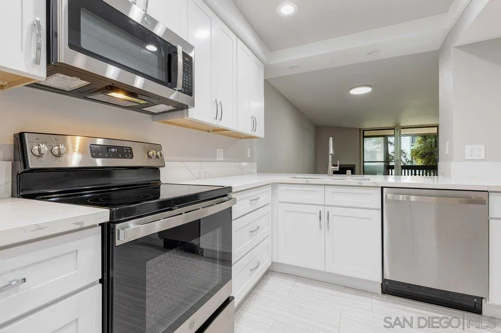 3098 Rue D'orleans Unit 226