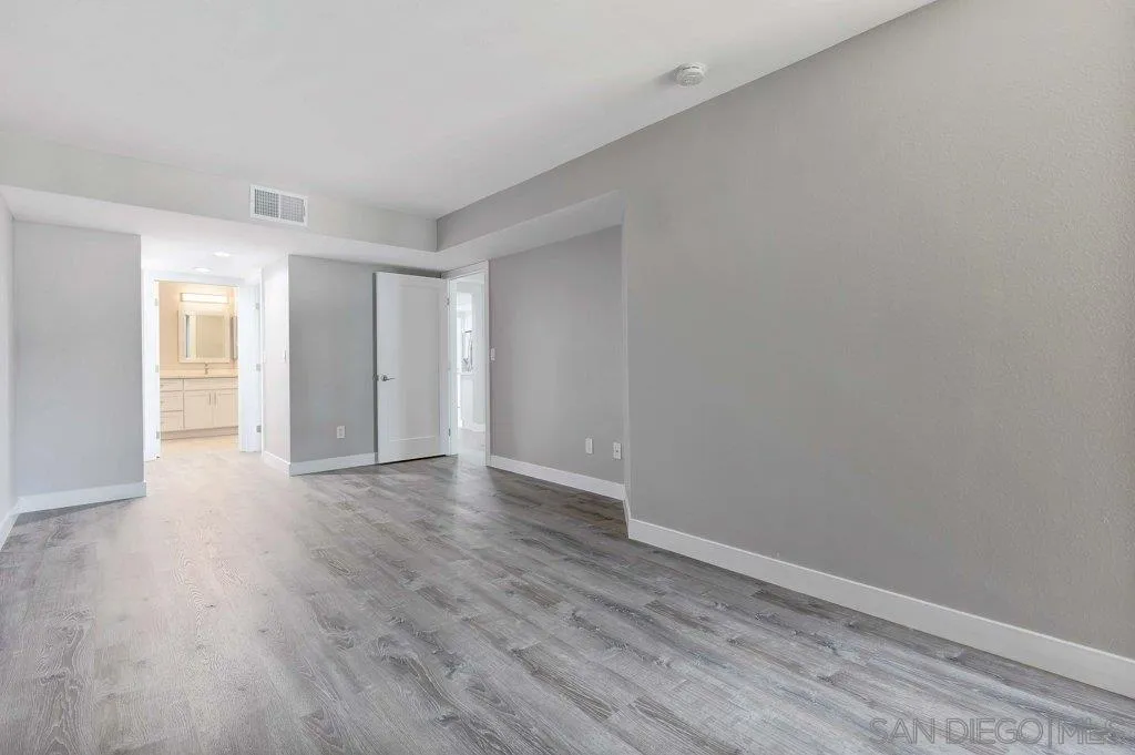 3098 Rue D'orleans Unit 226