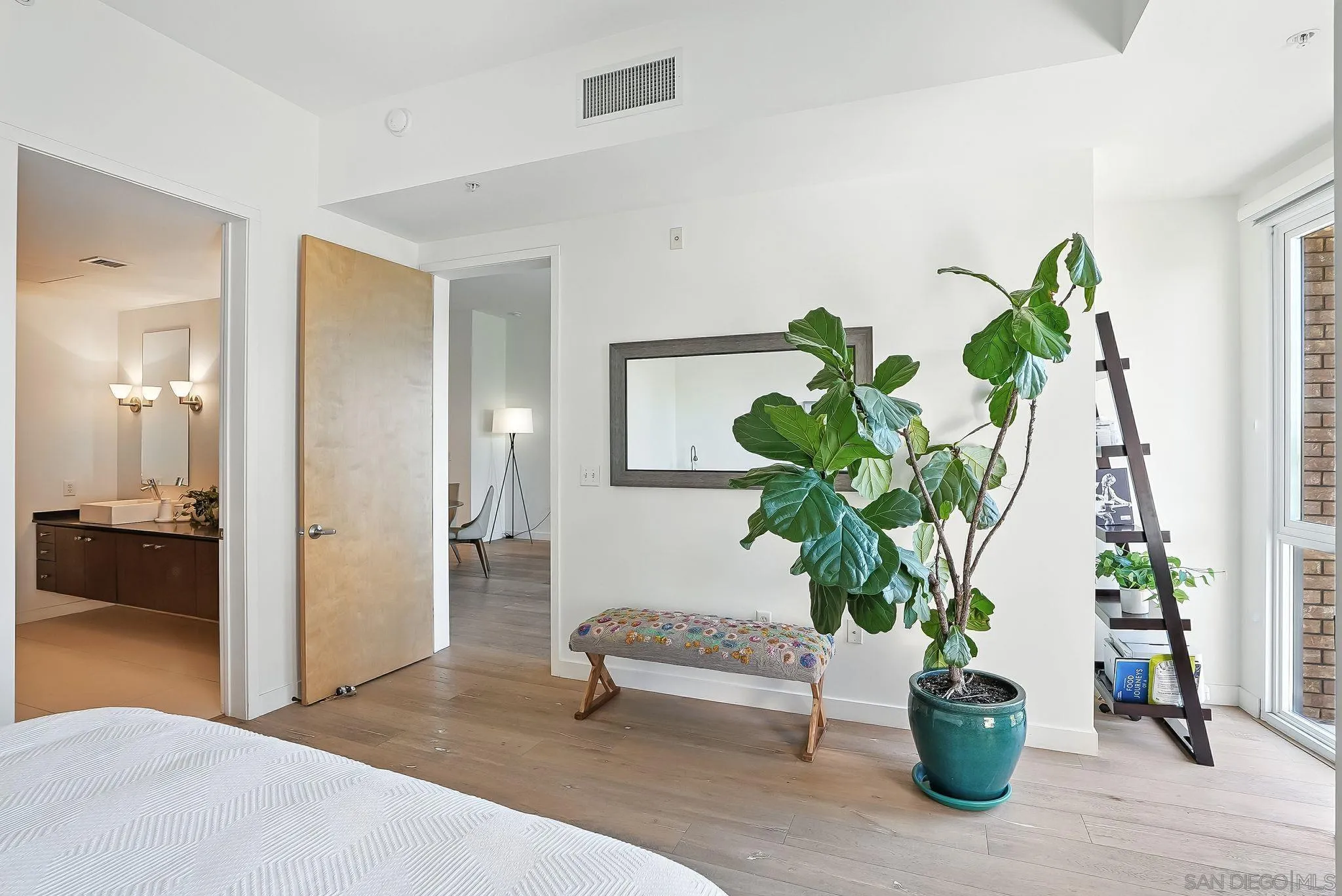 845 Fort Stockton Unit 308