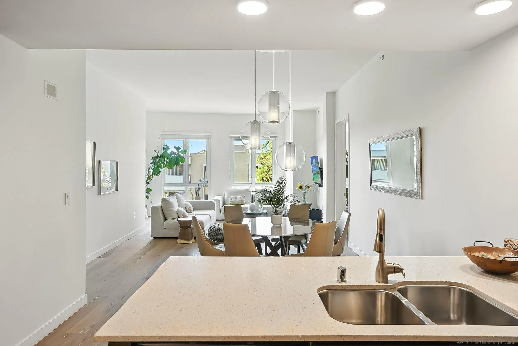 845 Fort Stockton Unit 308