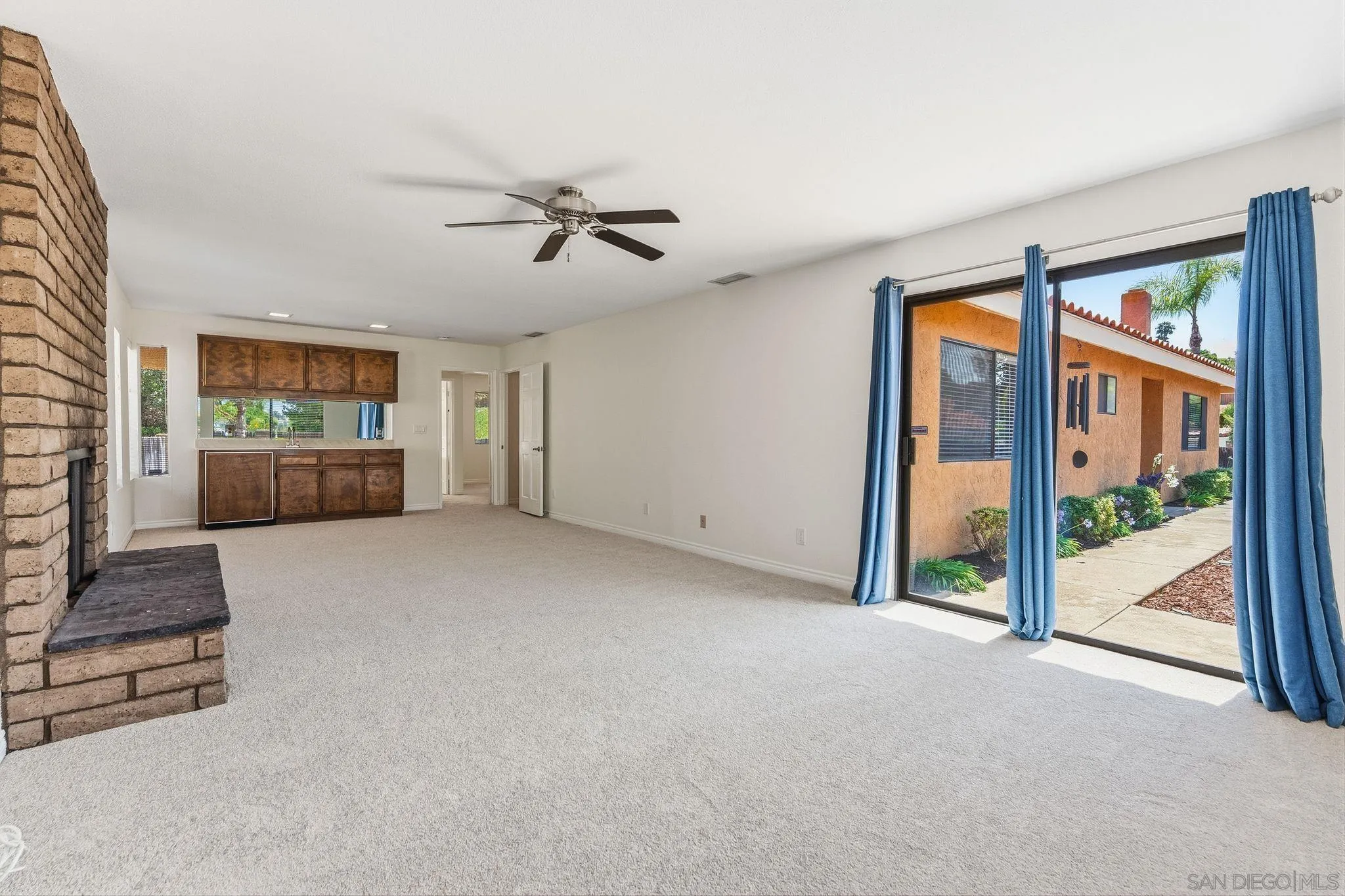 1330 Ridgeview Way