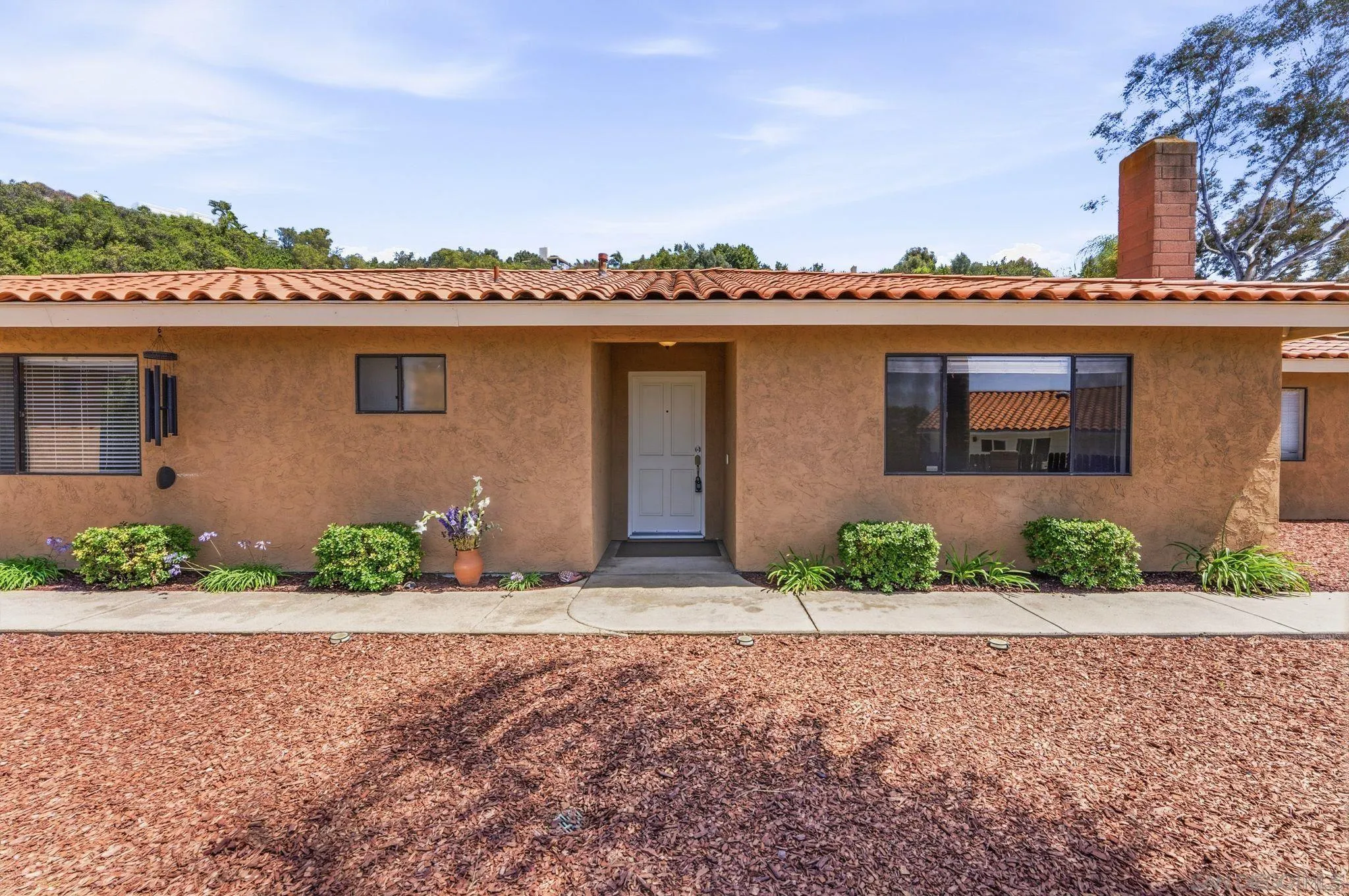 1330 Ridgeview Way