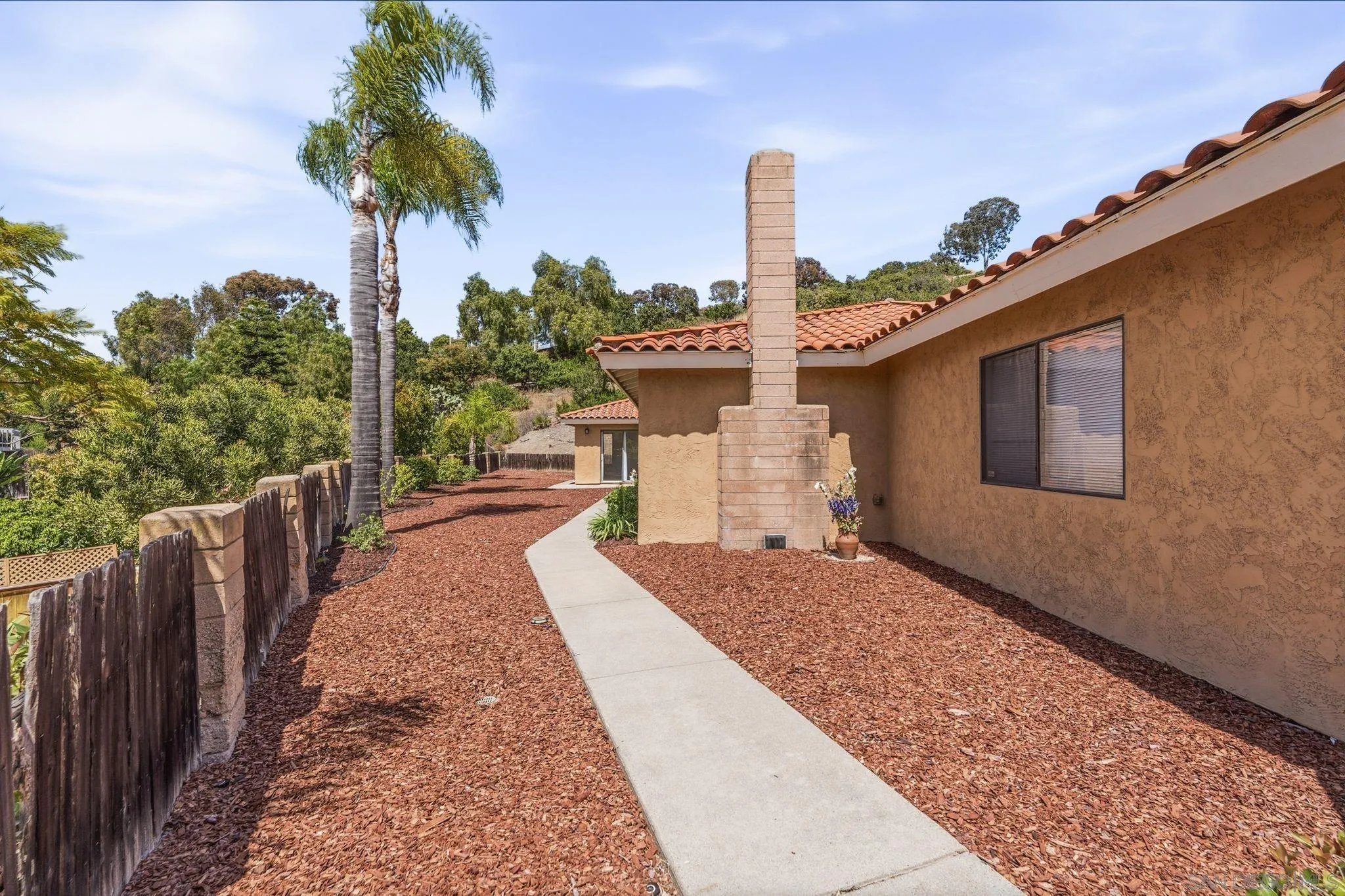 1330 Ridgeview Way
