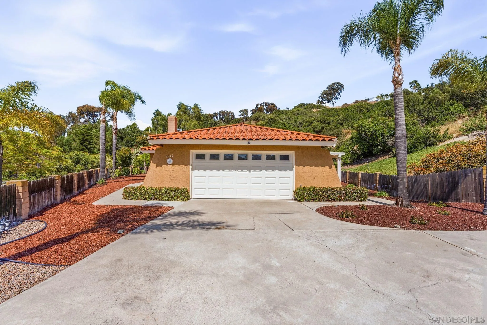 1330 Ridgeview Way