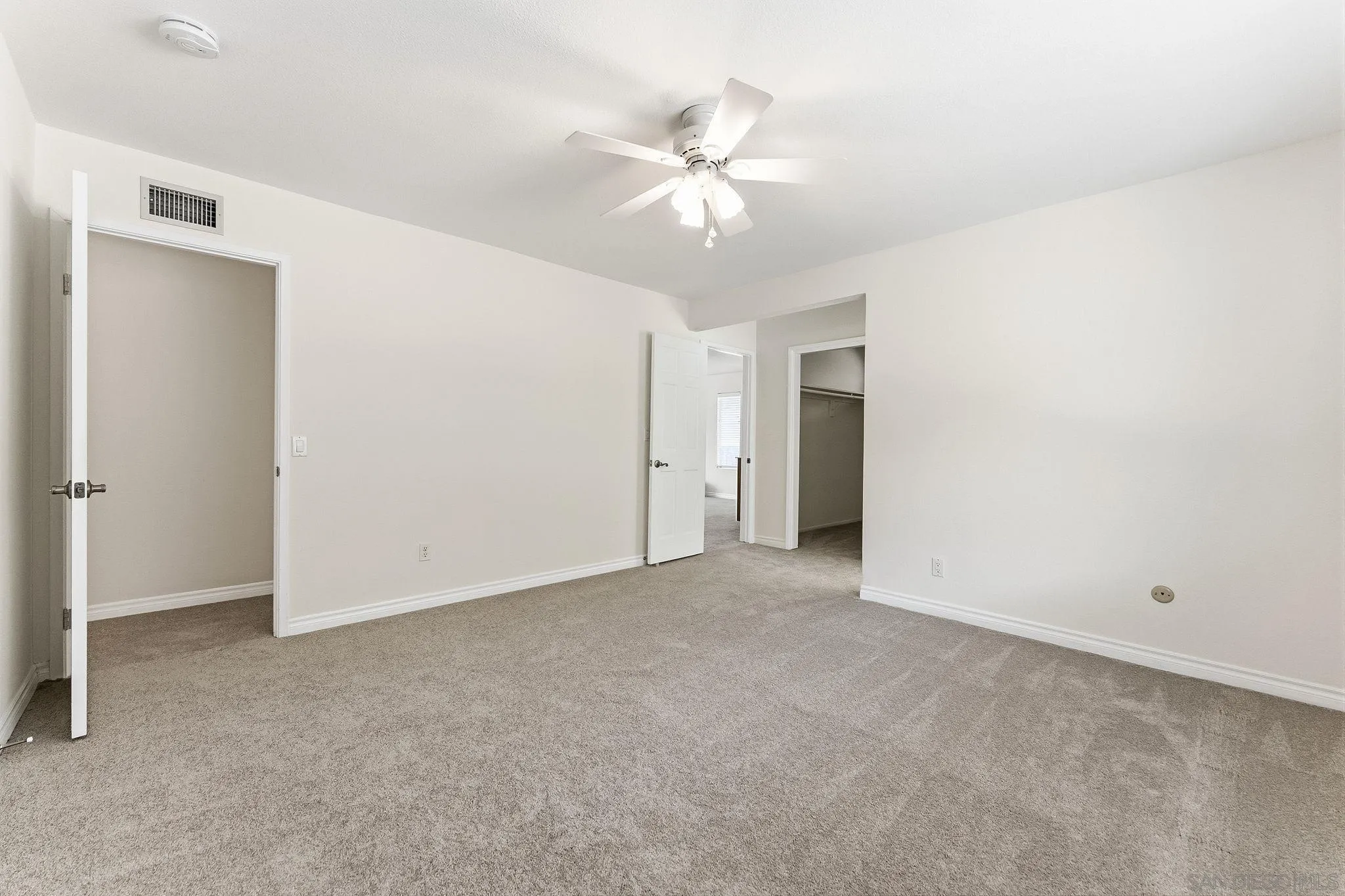 1330 Ridgeview Way