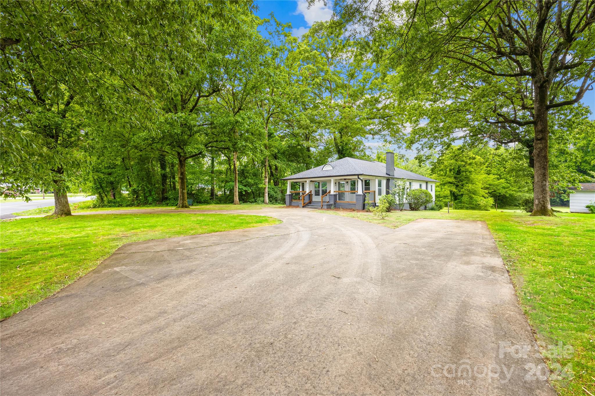 311 Roy Eaker Road