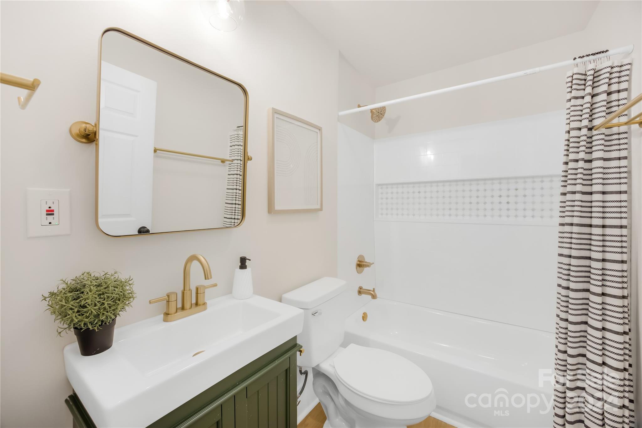 311 Roy Eaker Road