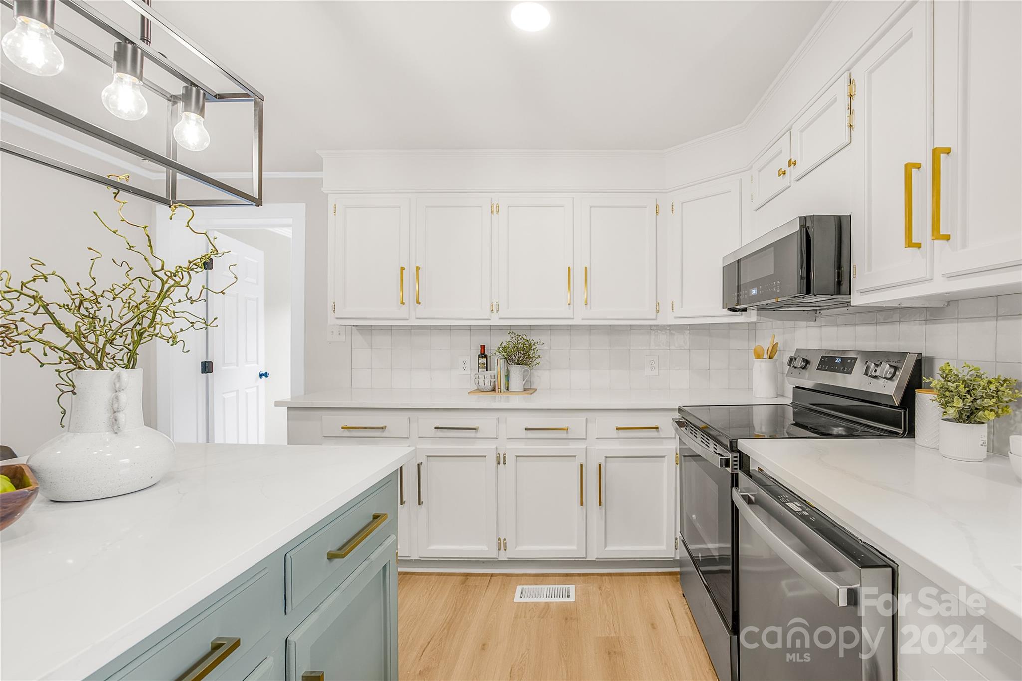311 Roy Eaker Road