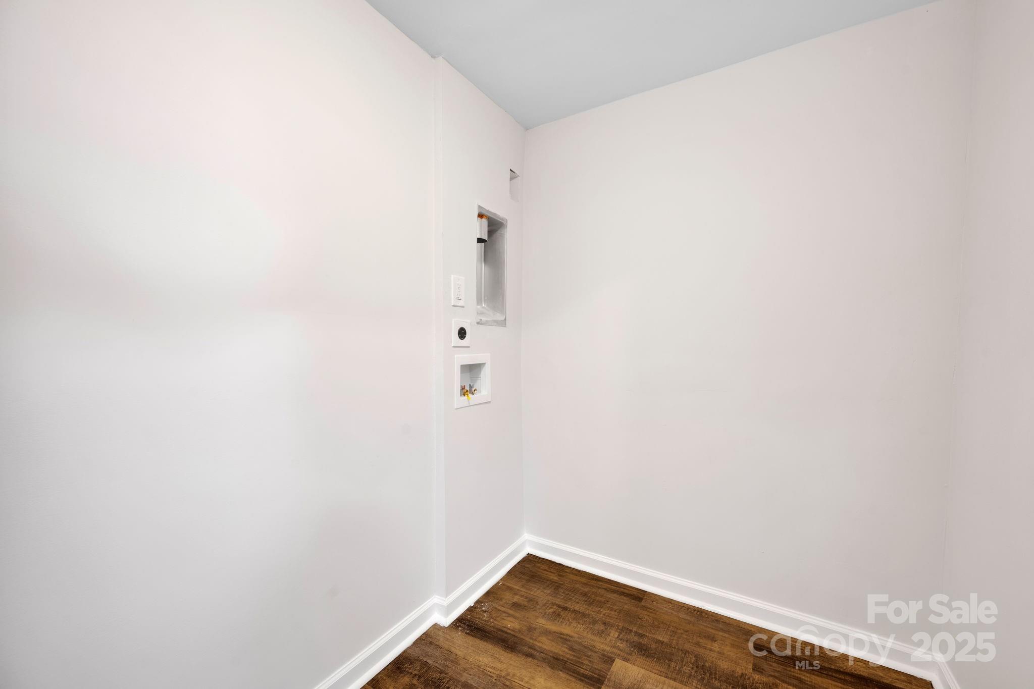 123 Market Road