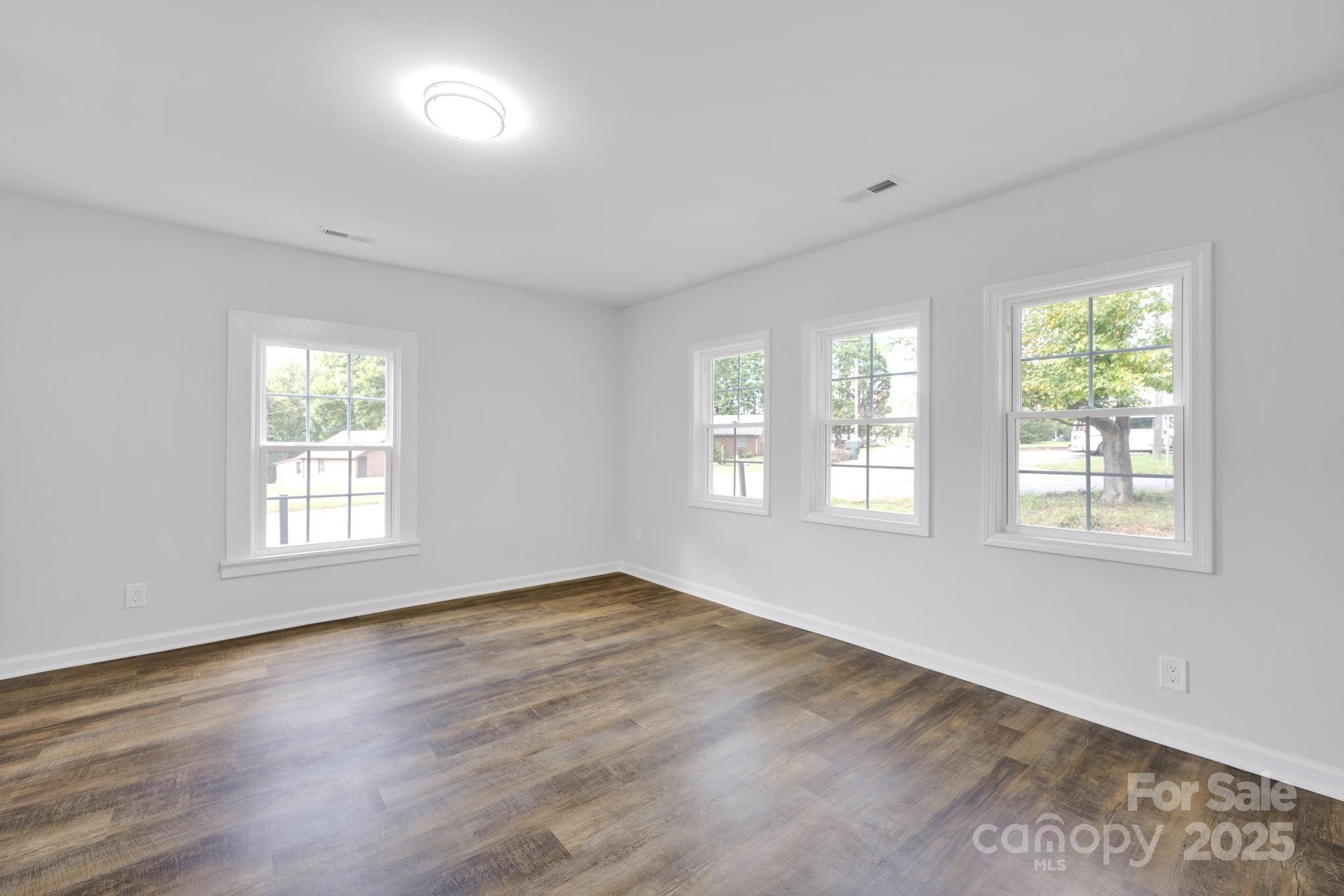 123 Market Road