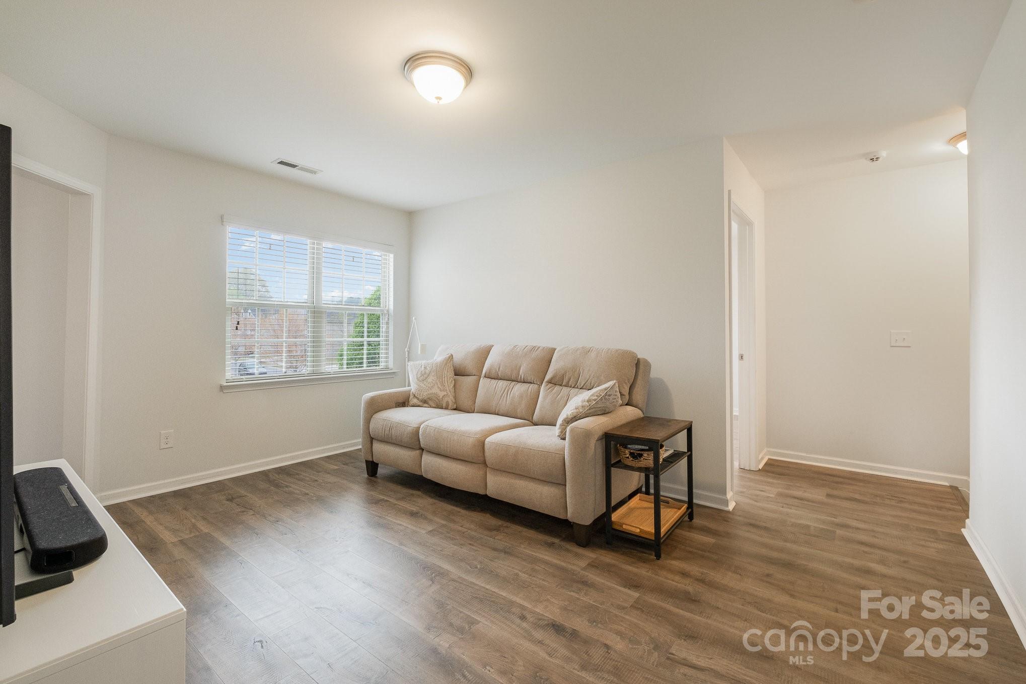 15324 Colonial Park Drive