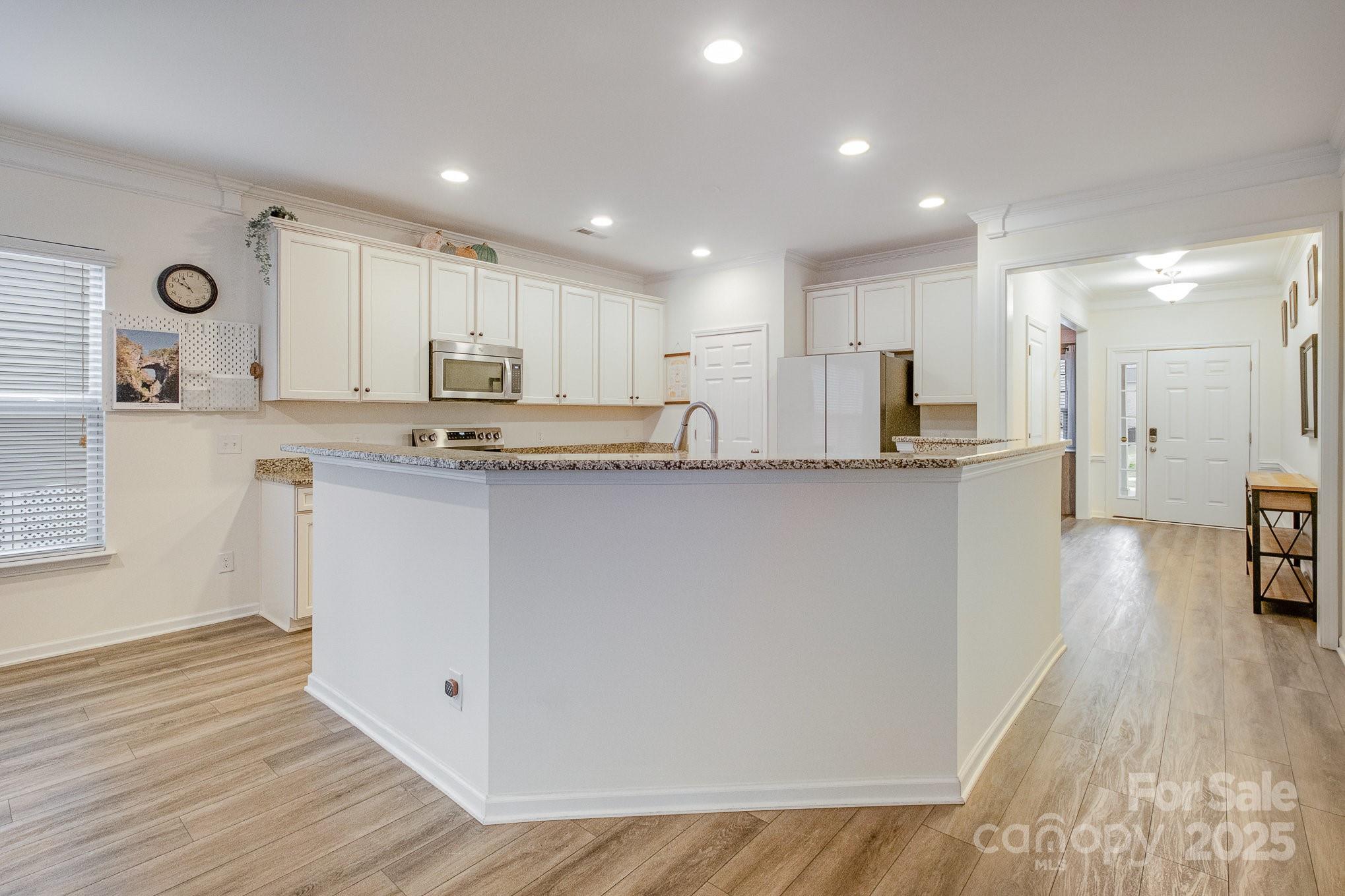 15324 Colonial Park Drive