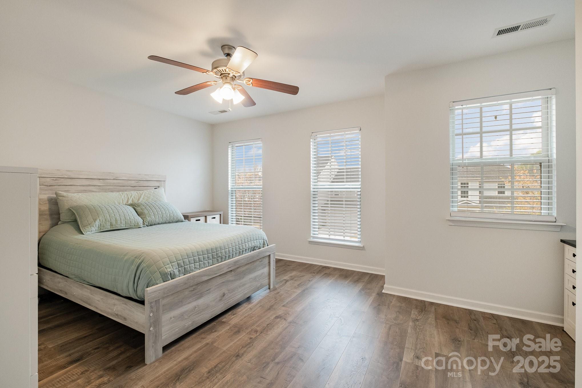 15324 Colonial Park Drive