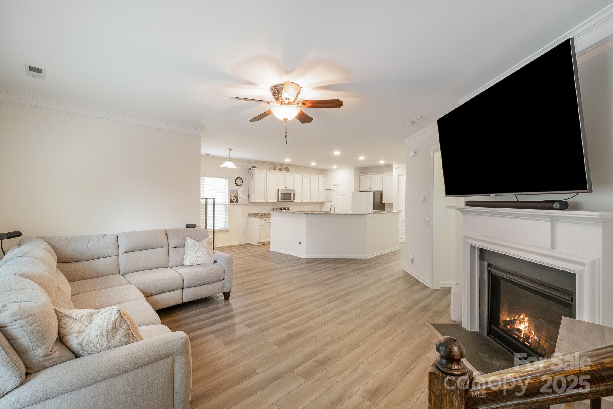 15324 Colonial Park Drive