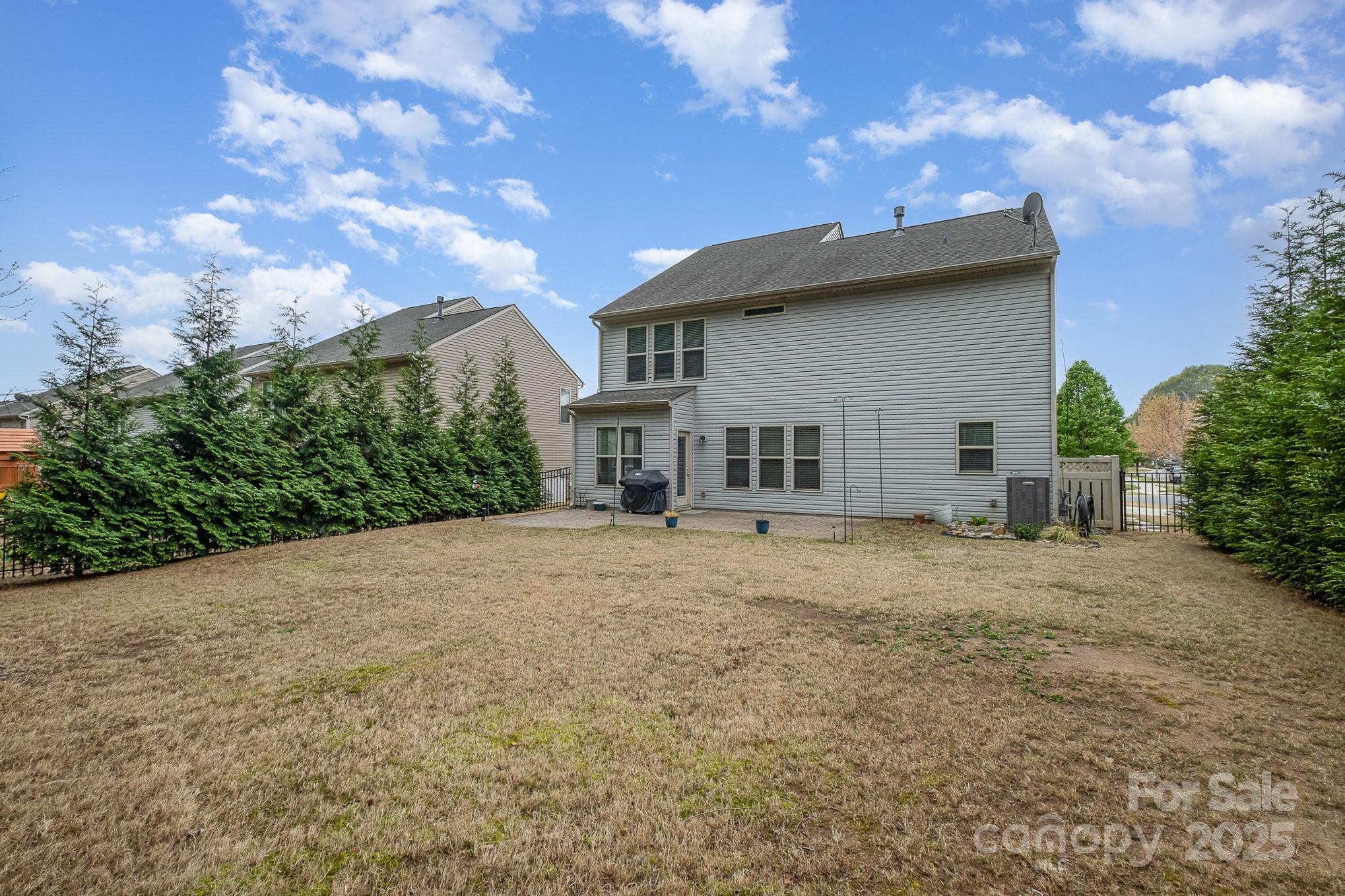 15324 Colonial Park Drive