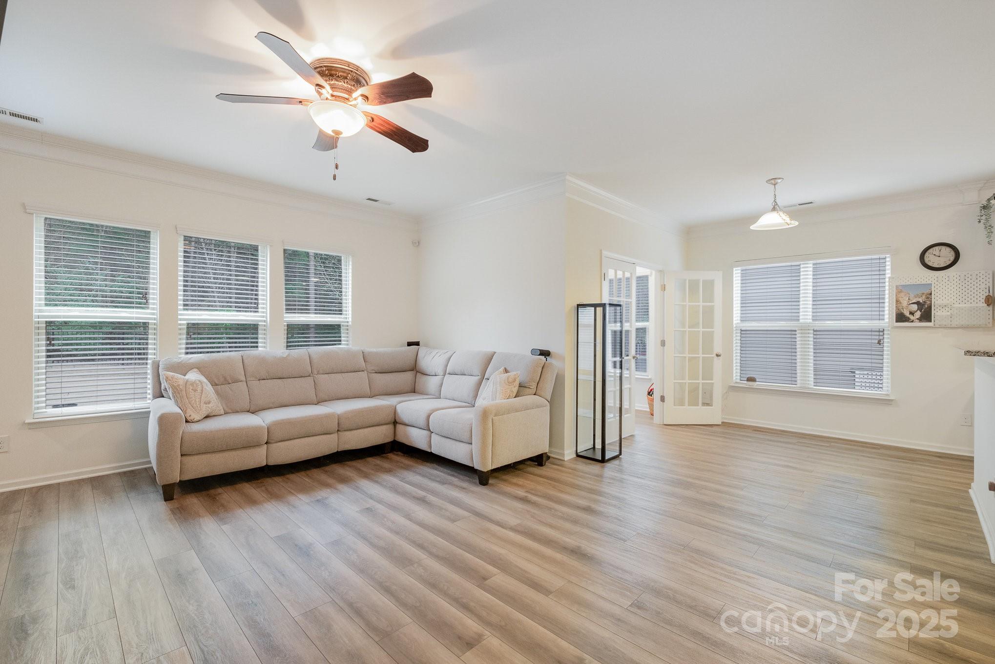 15324 Colonial Park Drive