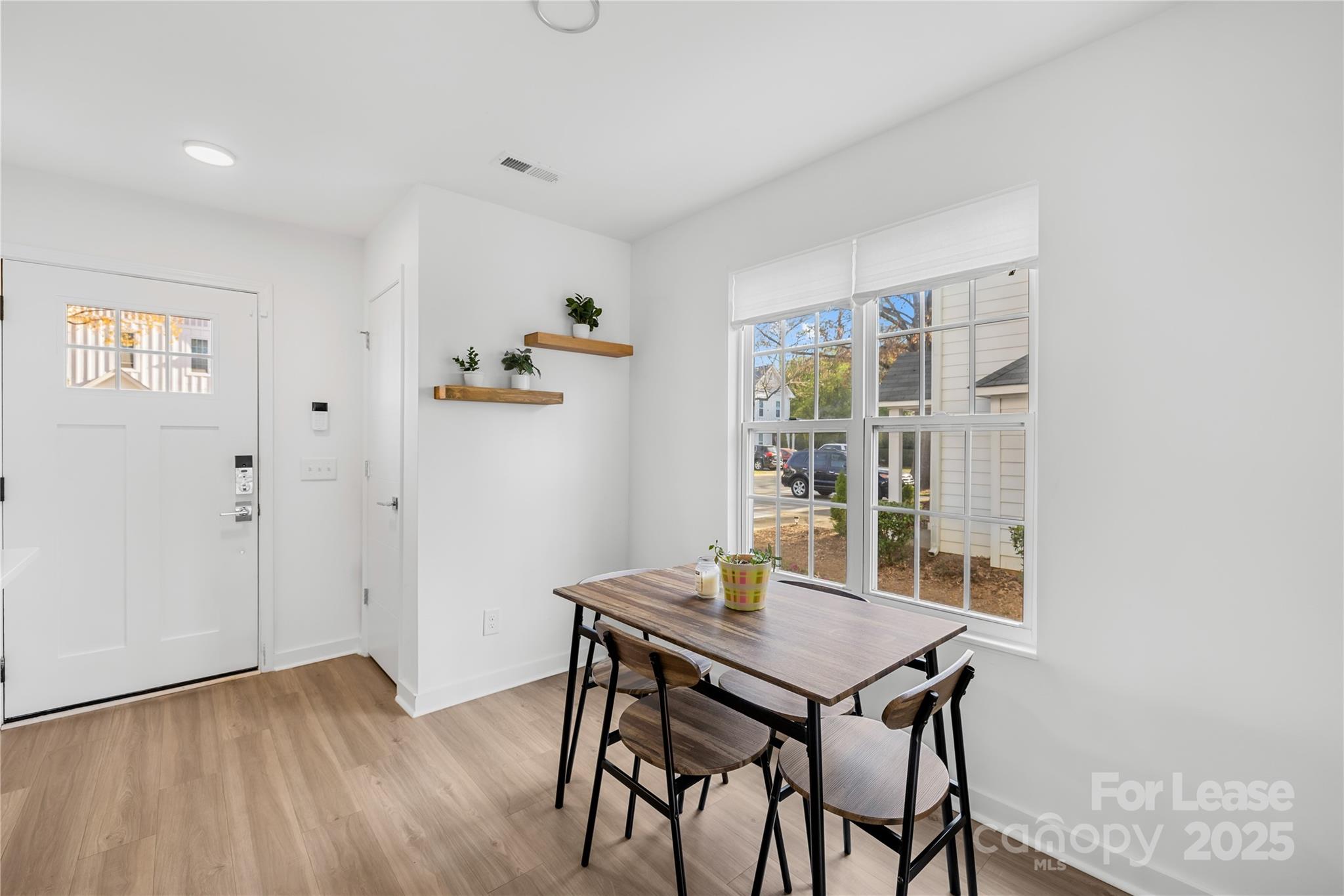1535 Briar Creek Road Unit: APT A