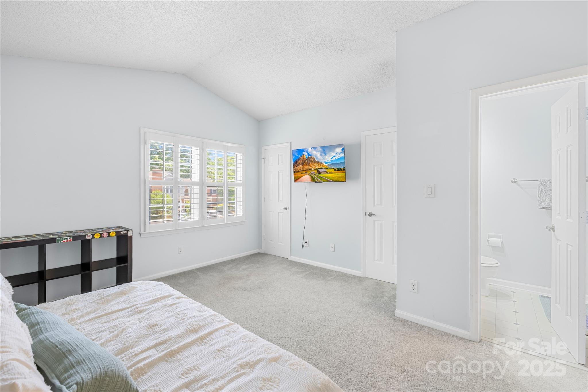 9214 N Vicksburg Park Court