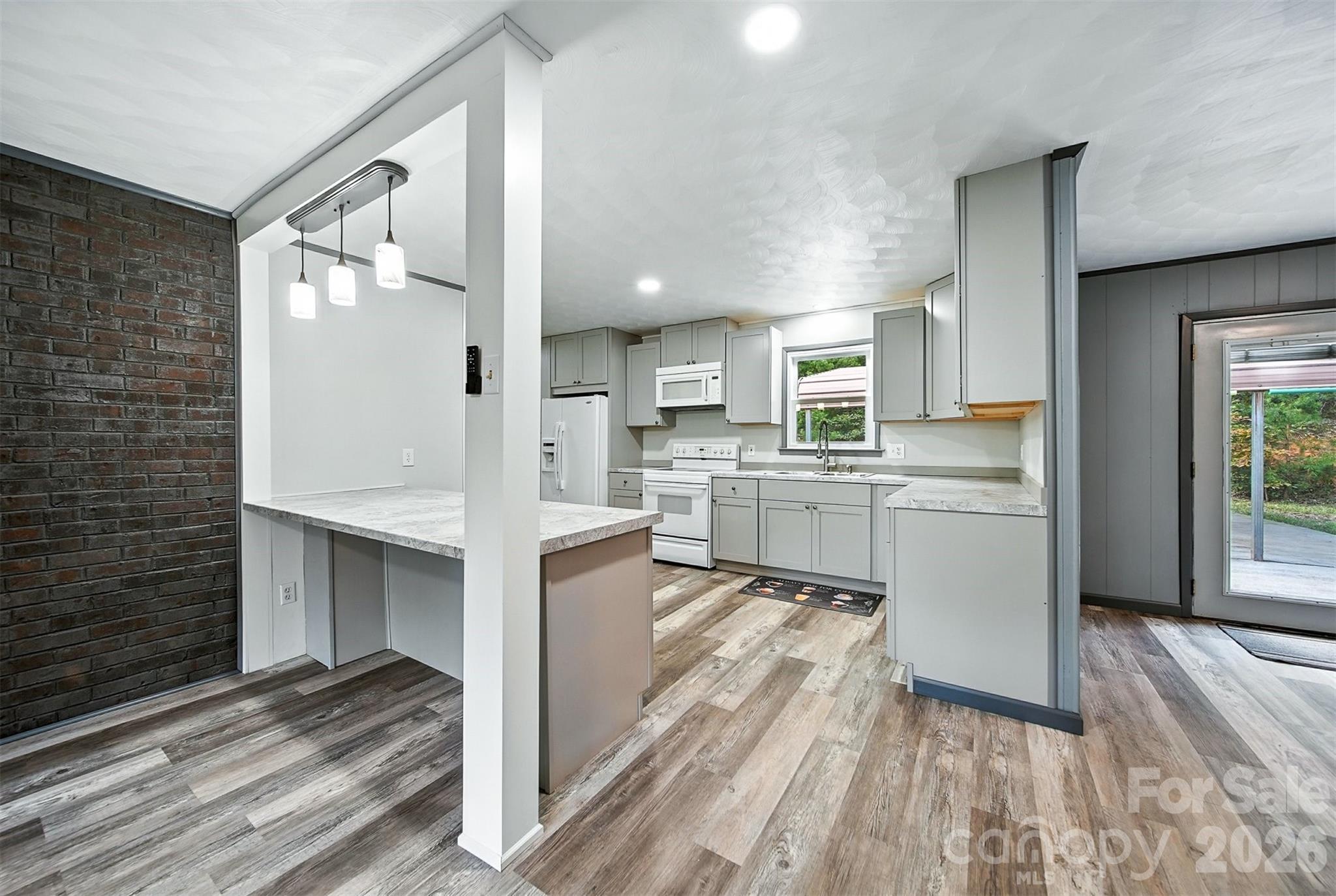 4967 Sugar Loaf Road