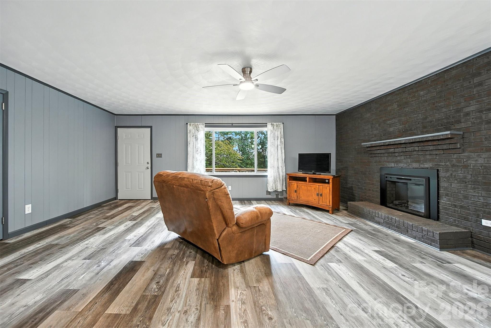 4967 Sugar Loaf Road