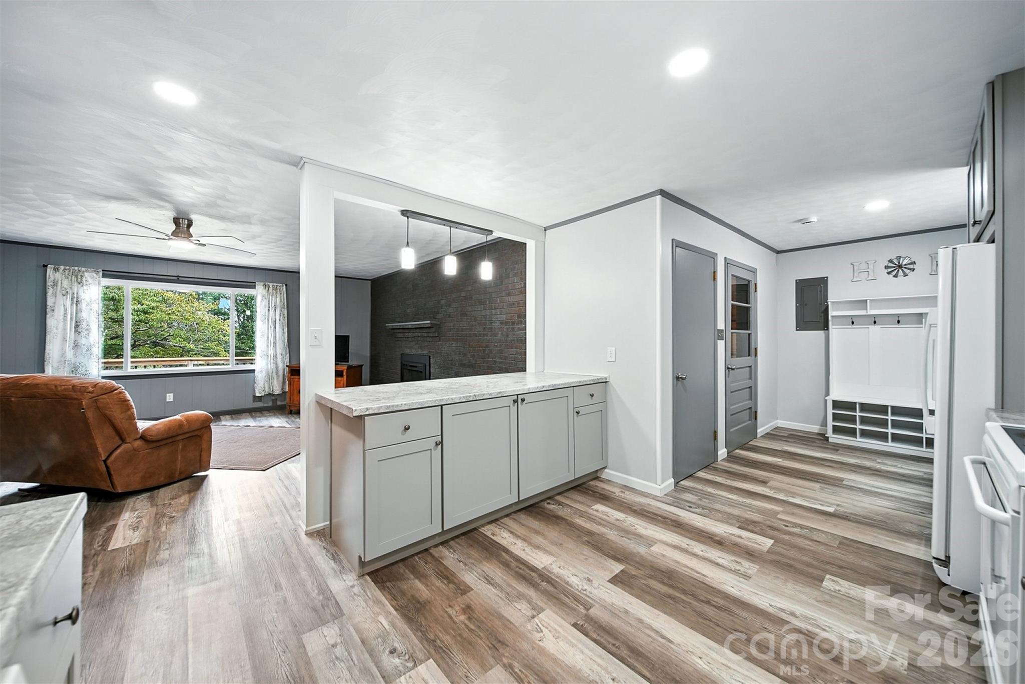 4967 Sugar Loaf Road