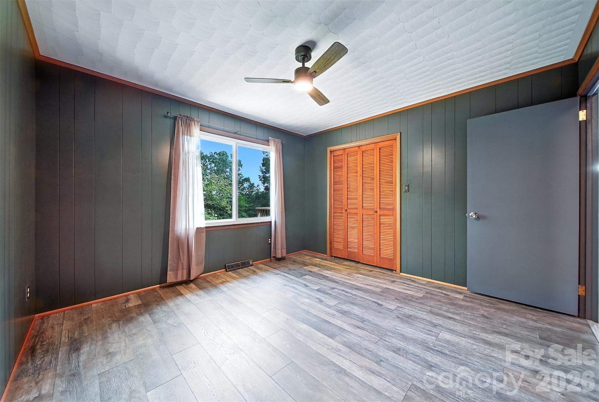 4967 Sugar Loaf Road