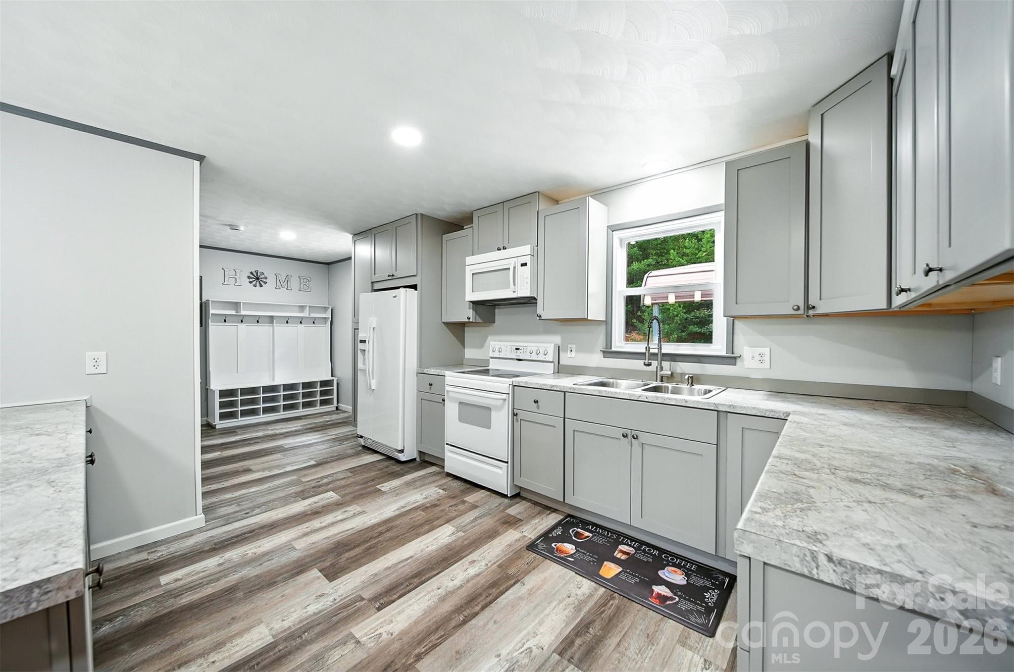 4967 Sugar Loaf Road