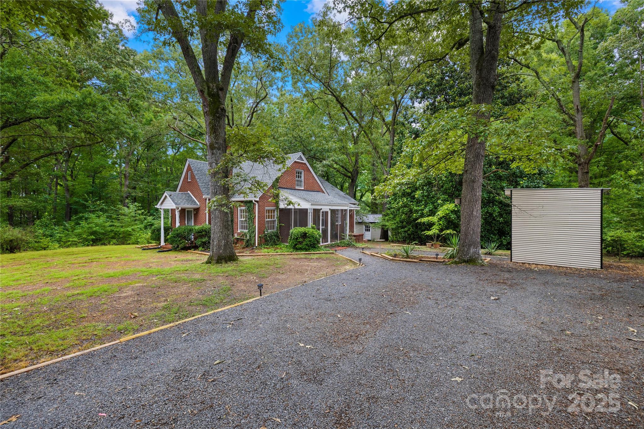390 Park Road