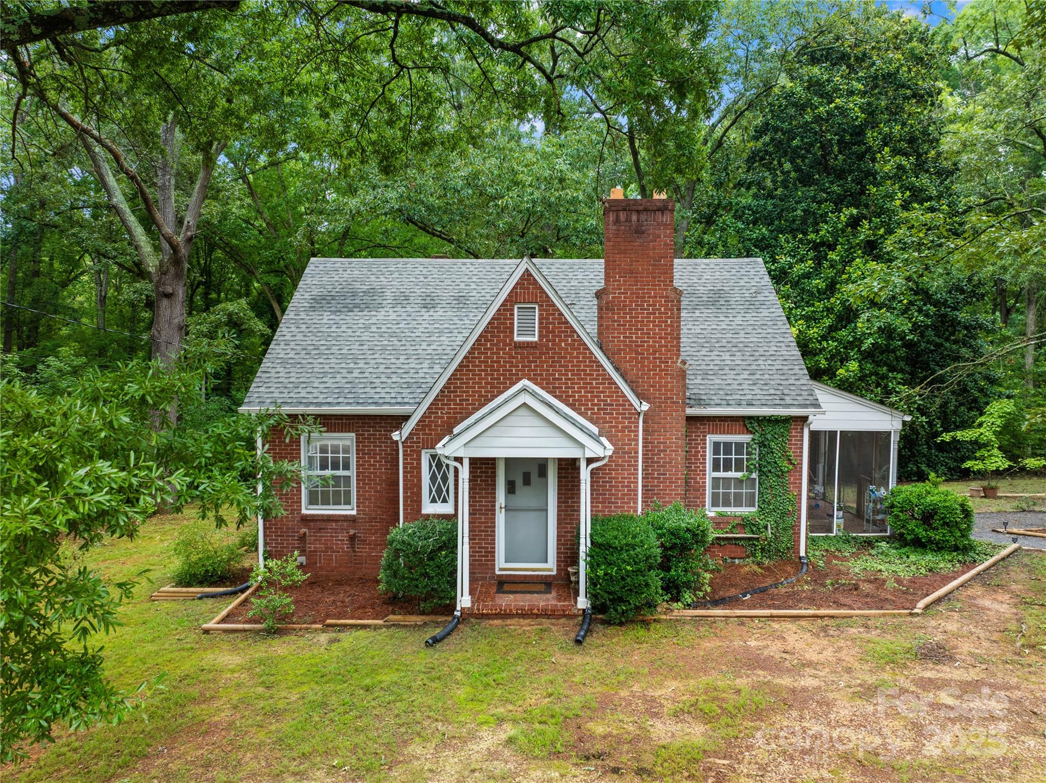 390 Park Road