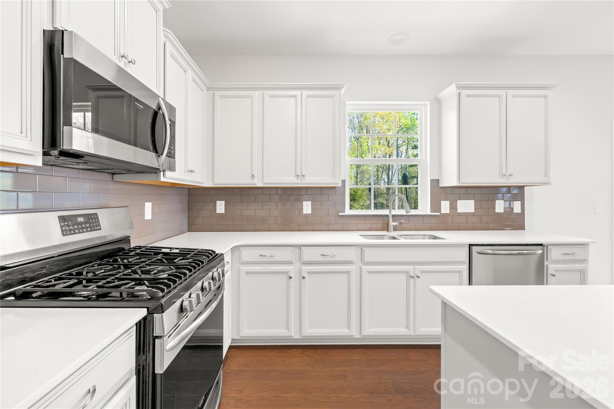 1072 Willow Bend Drive