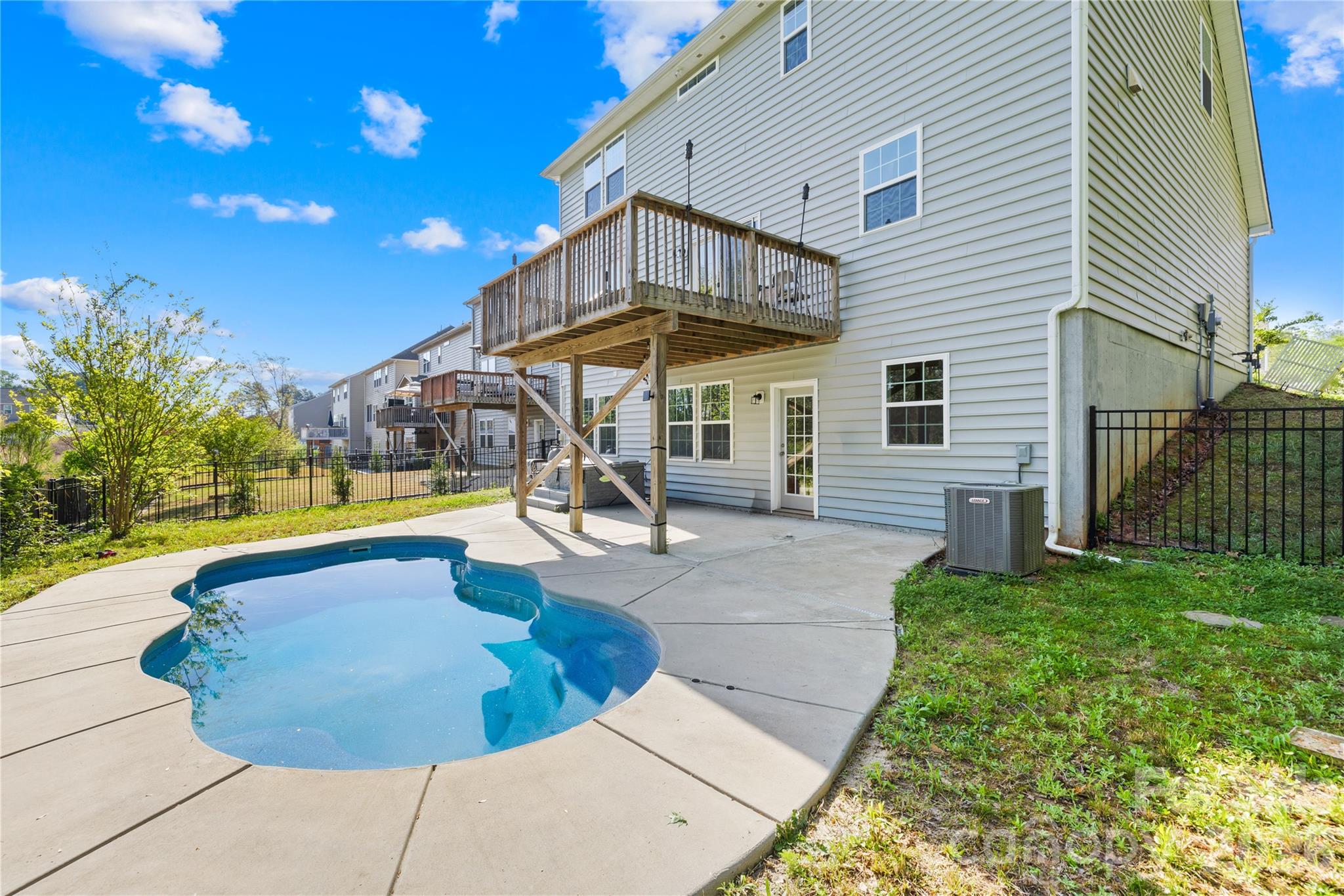 1072 Willow Bend Drive