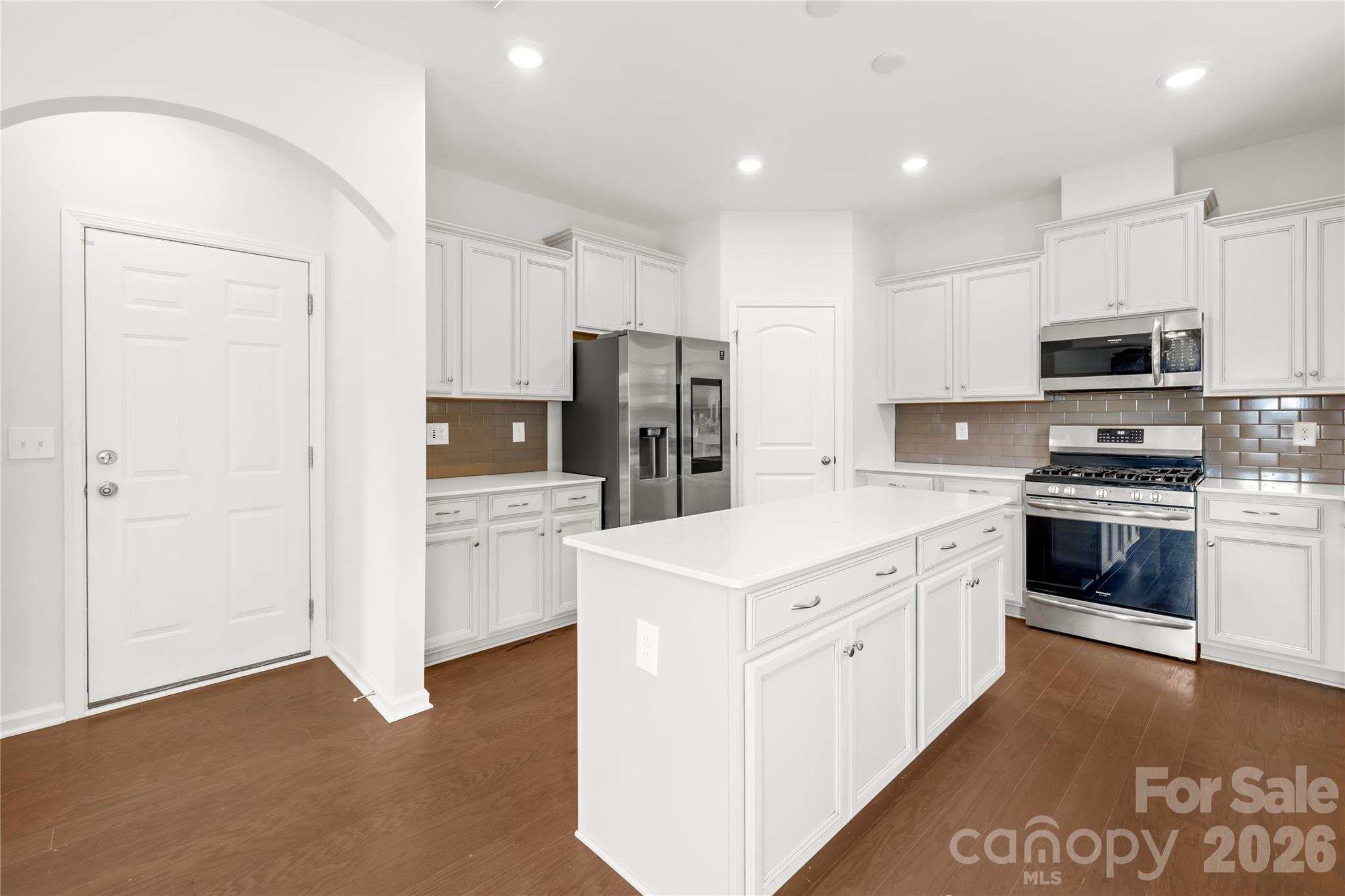 1072 Willow Bend Drive