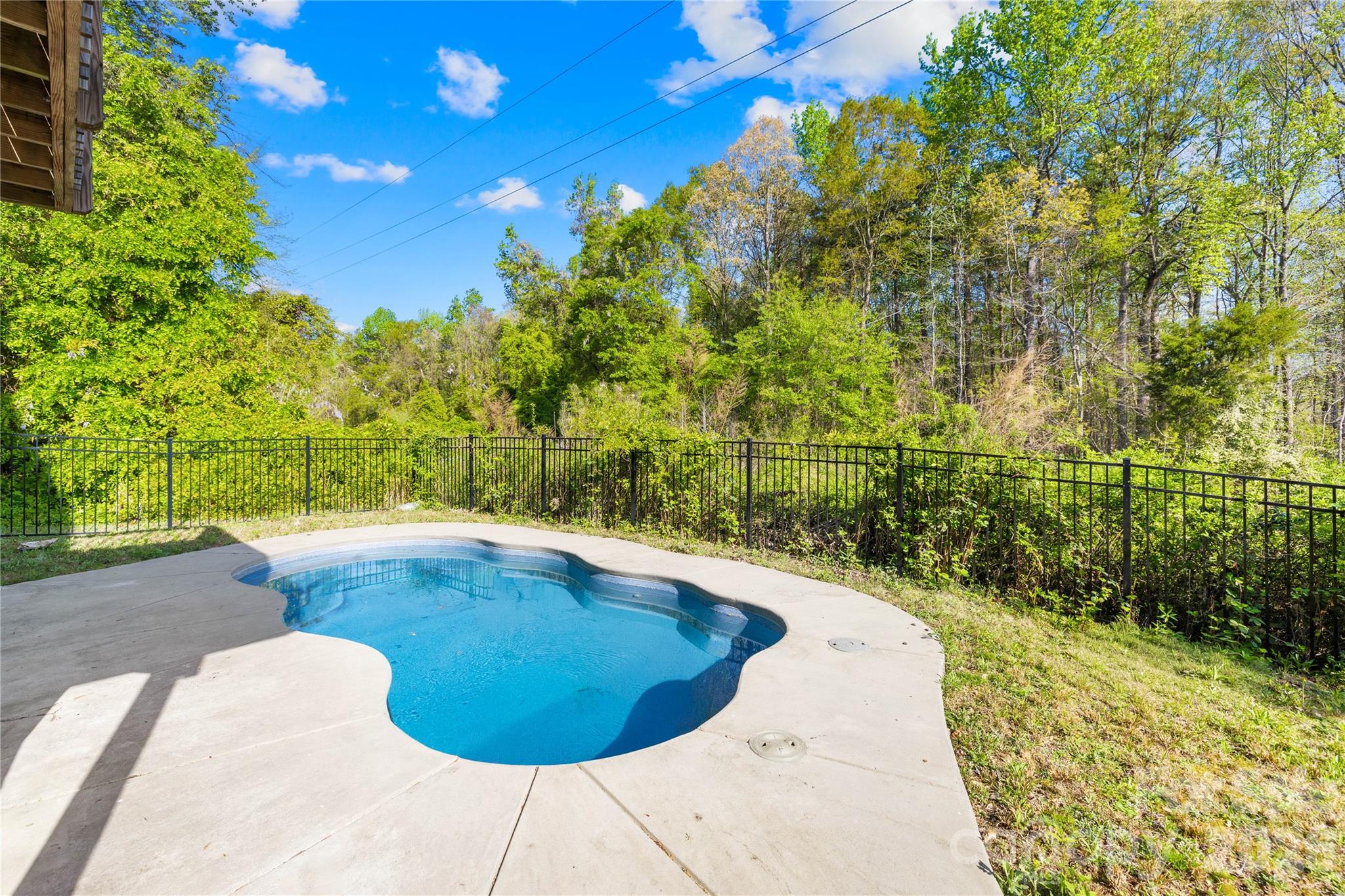 1072 Willow Bend Drive