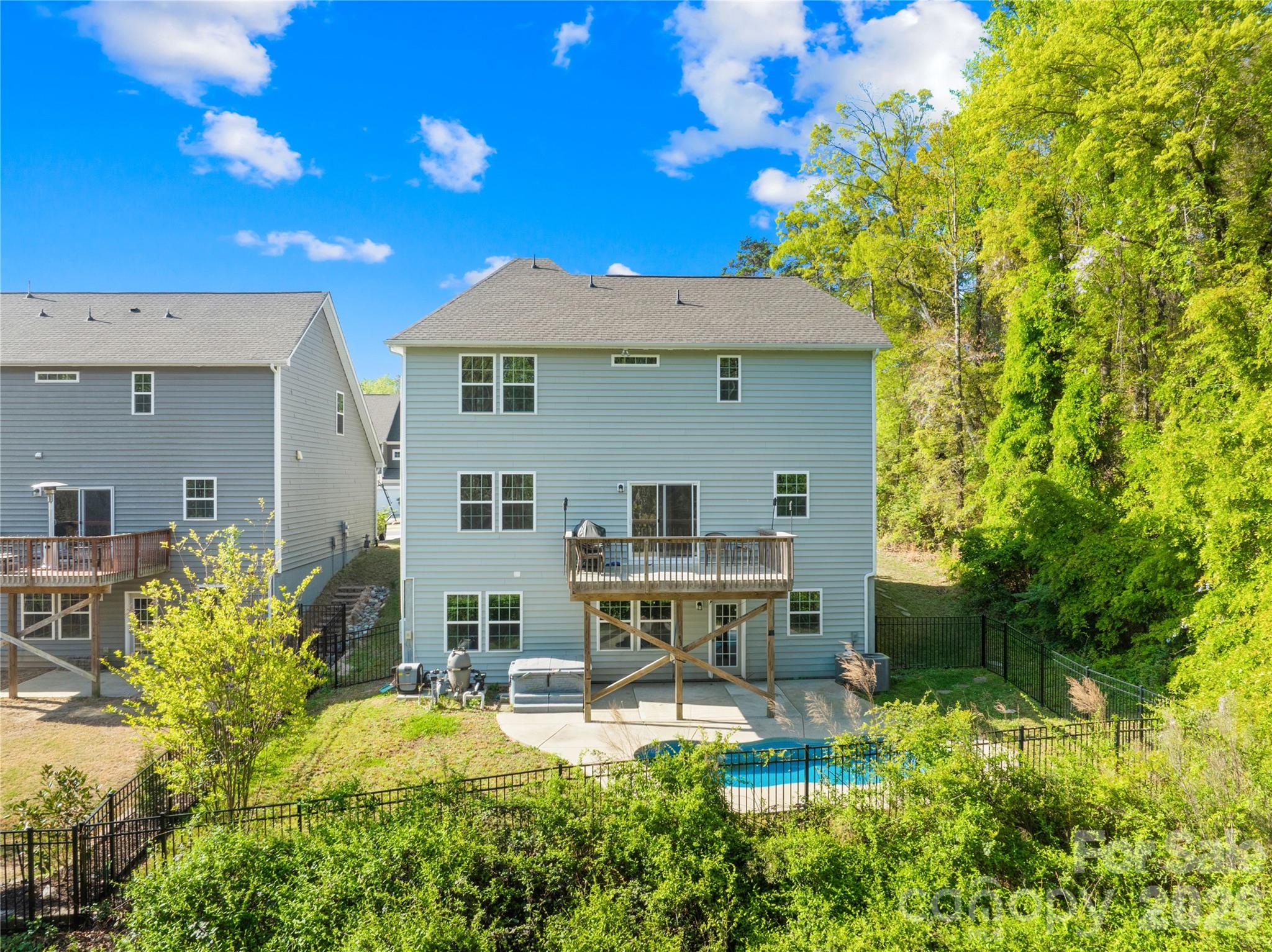 1072 Willow Bend Drive