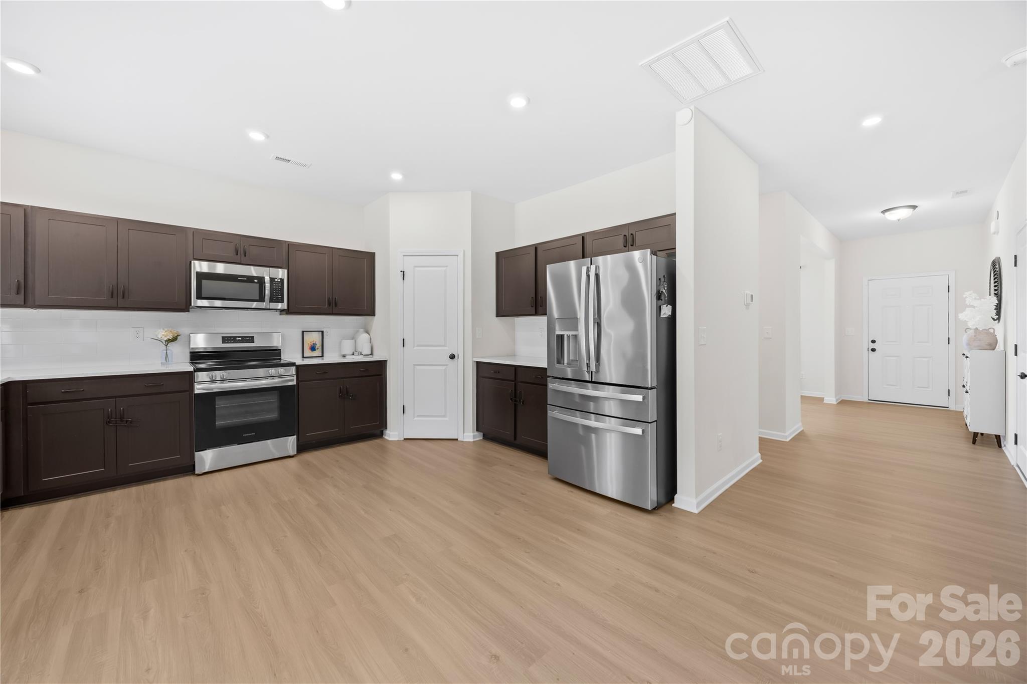 6230 Gala Lane