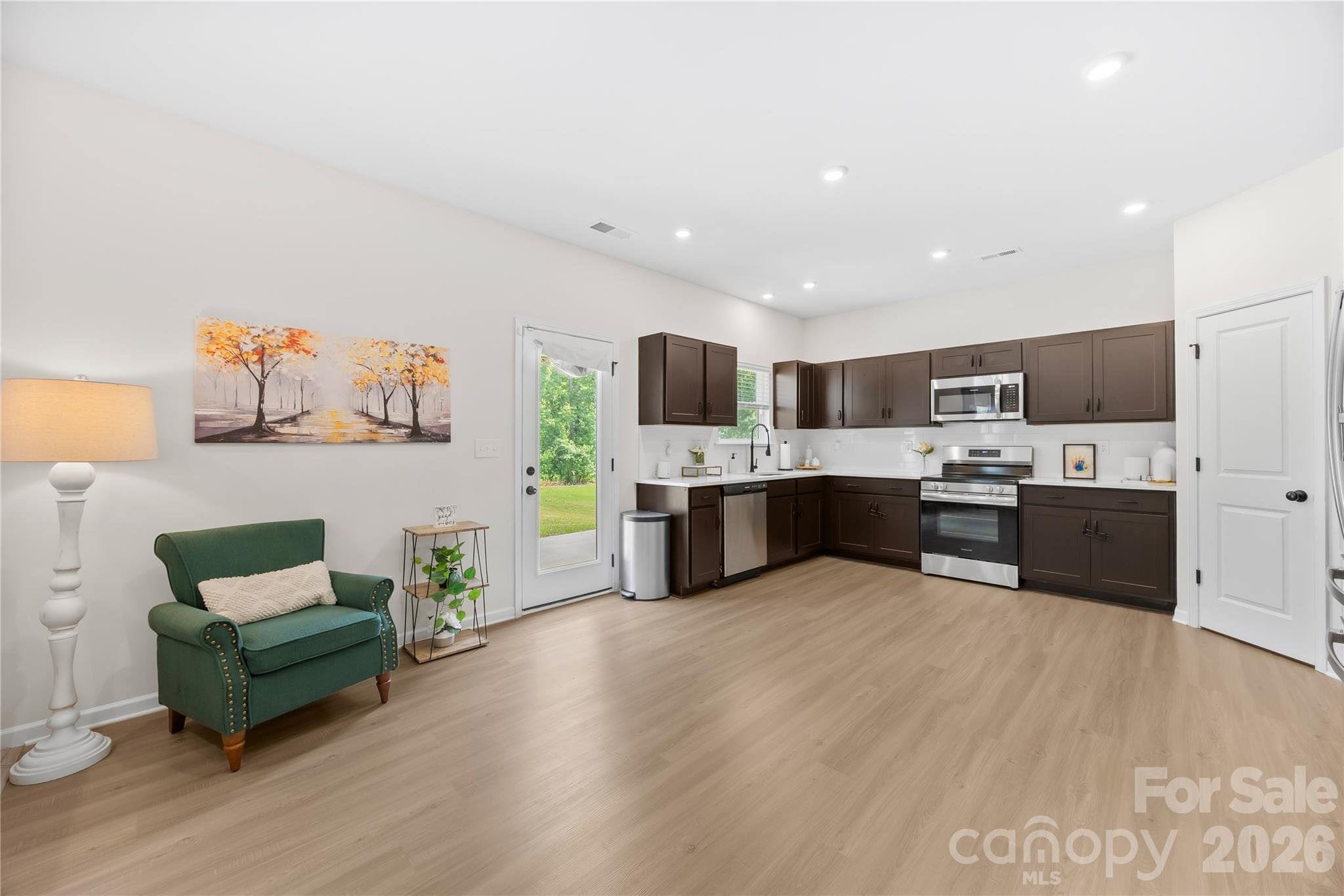 6230 Gala Lane