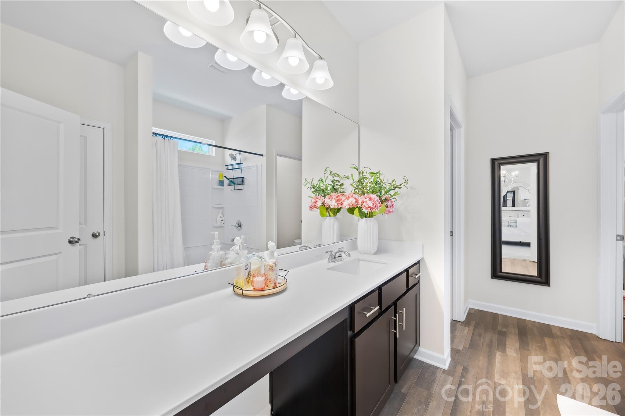 8131 Jonagold Lane