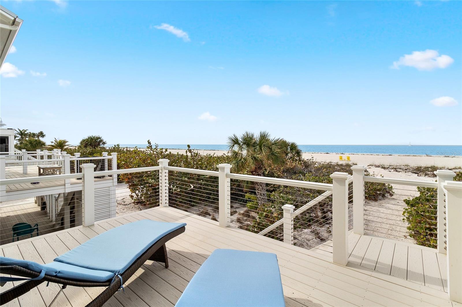460 GULF BLVD #4