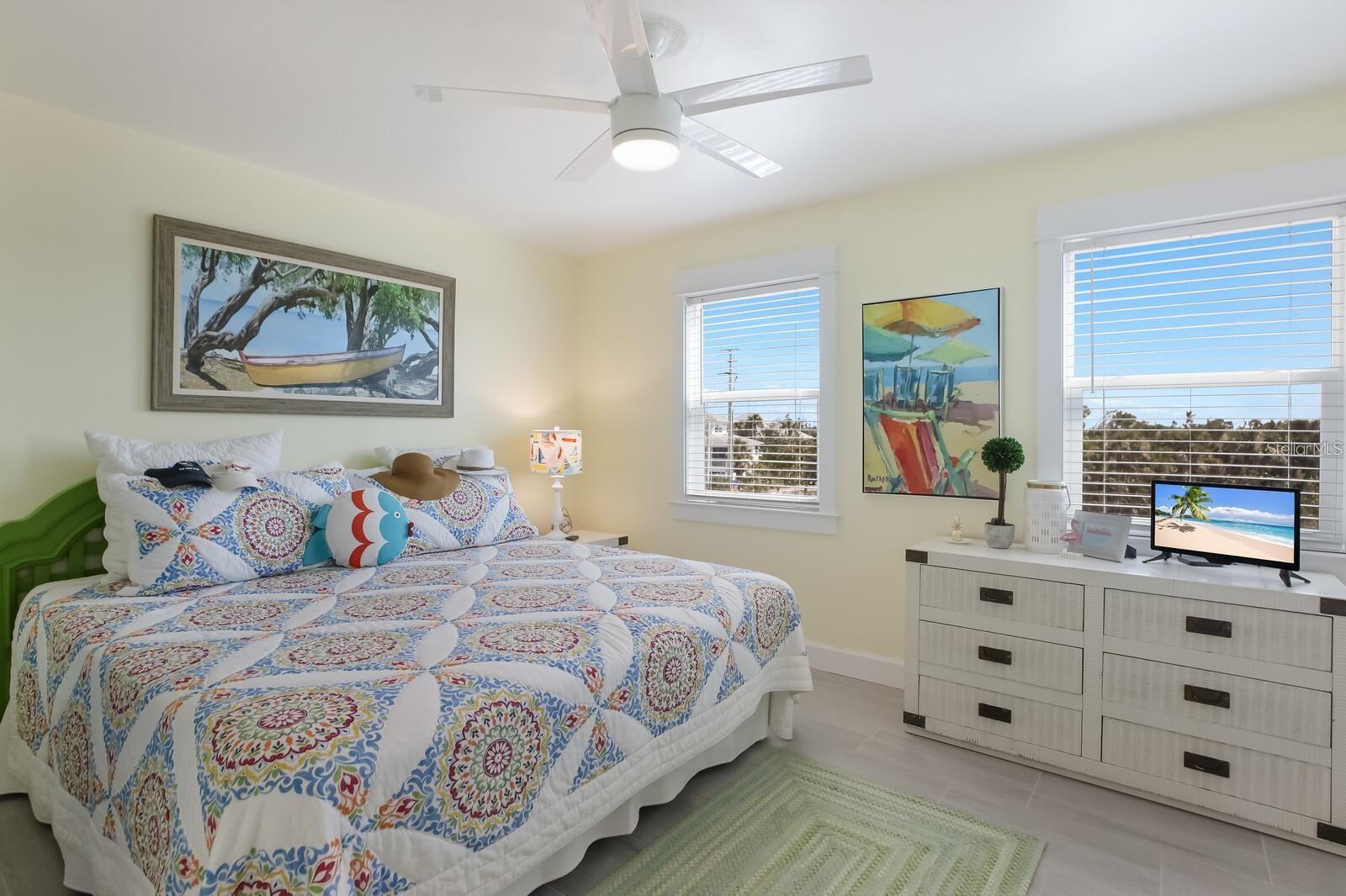 460 GULF BLVD #4