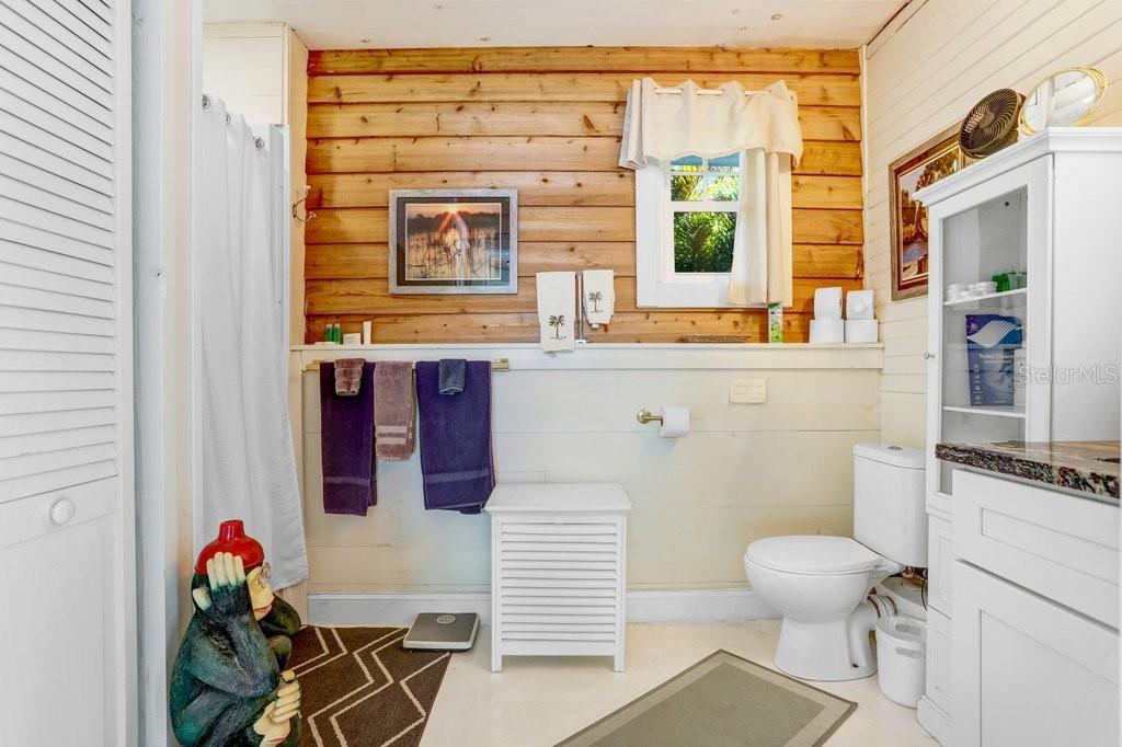 8407 INTERBAY BLVD