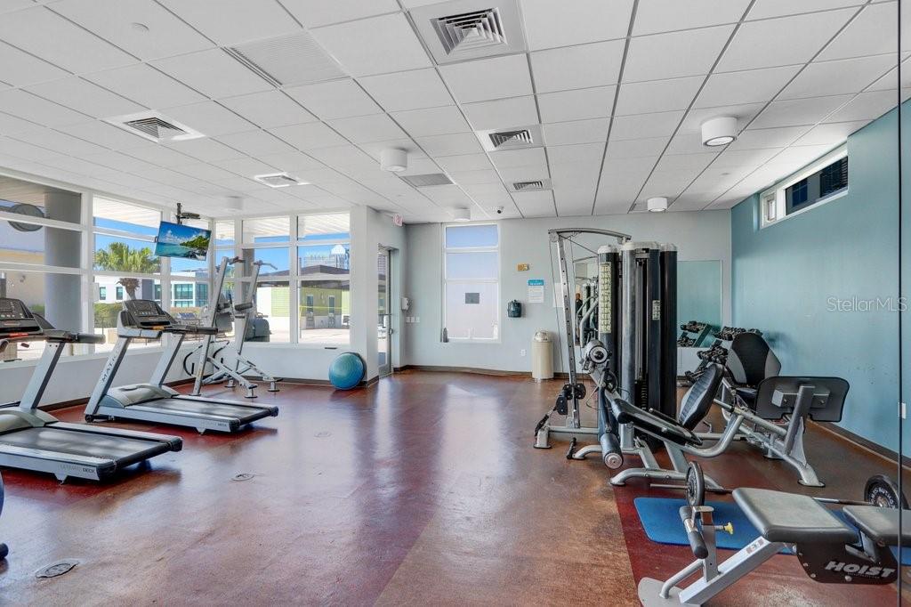1120 E KENNEDY BLVD #1020